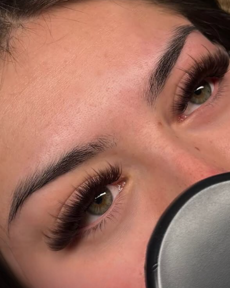 Cils Volume et méga volume brun Noir