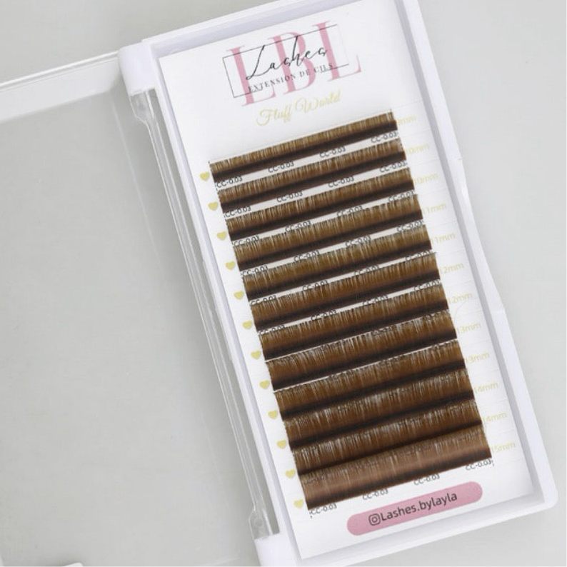 cils volume et méga volume Brun noisettes